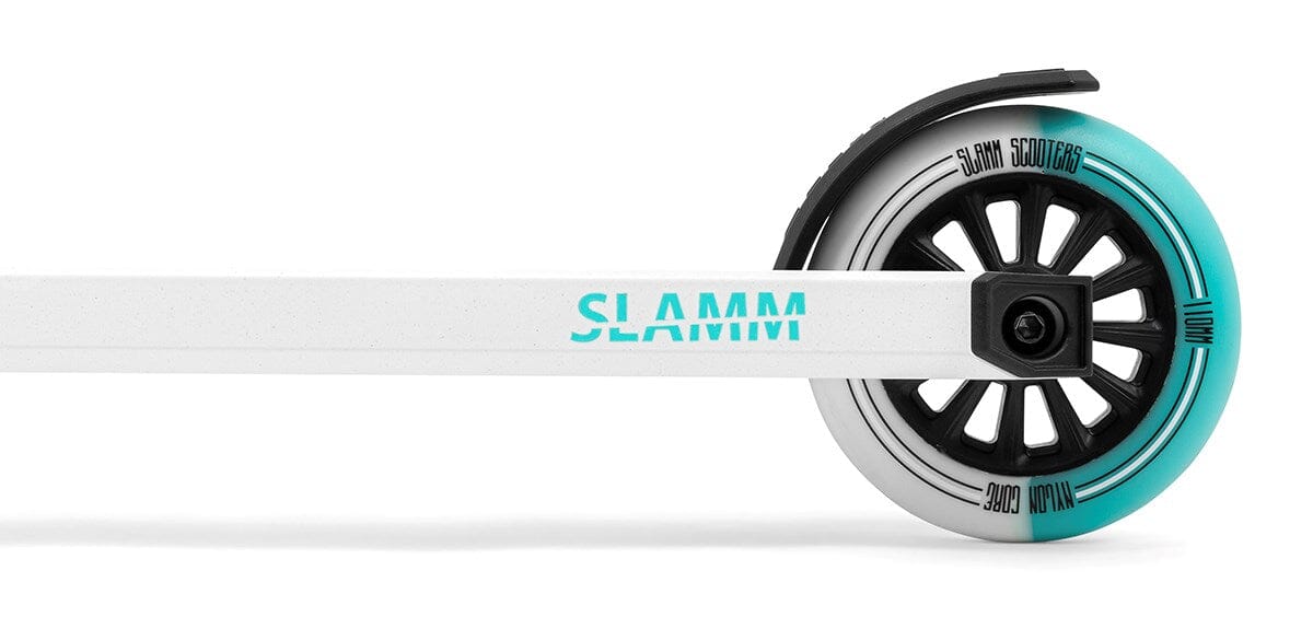 Slamm Classic Mini Pro Scooter White/Mint - wheel detail