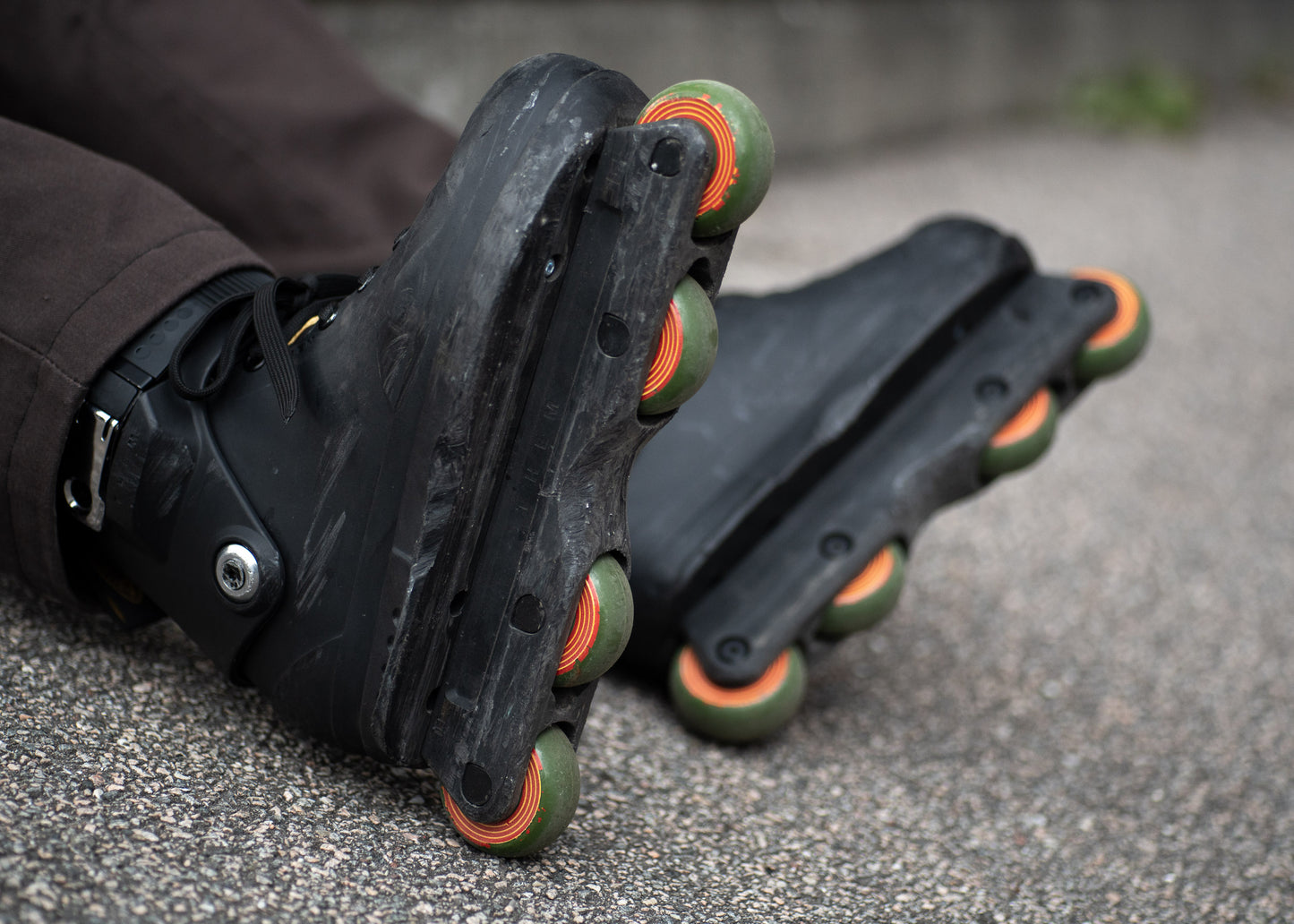 DEAD X 5TH FLOOR "SPOKES" 58MM/92A - SET OF 4 + BOOK