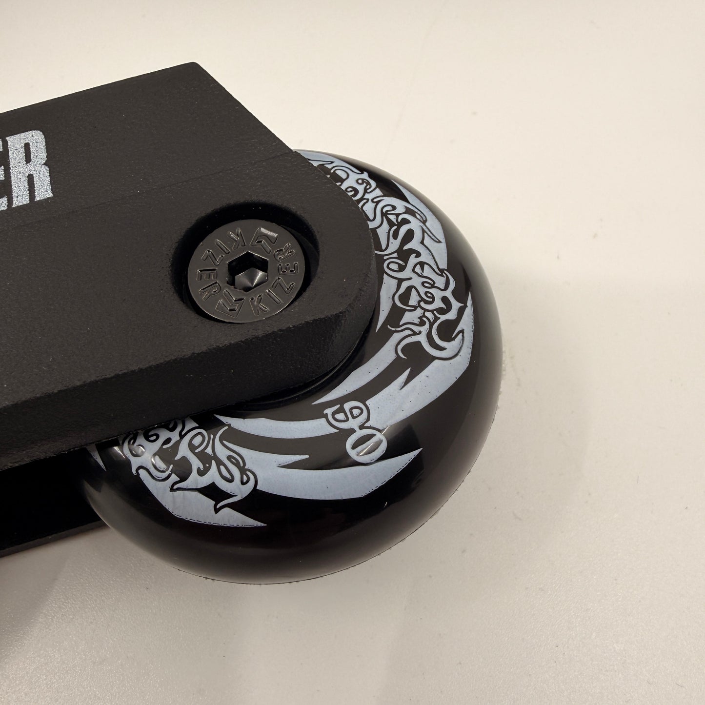 Mesmer / Kizer Team Fluid IV Black - Complete
