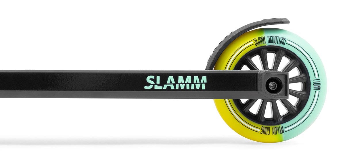 Slamm Classic Mini Pro Scooter Black/Green - wheel detail